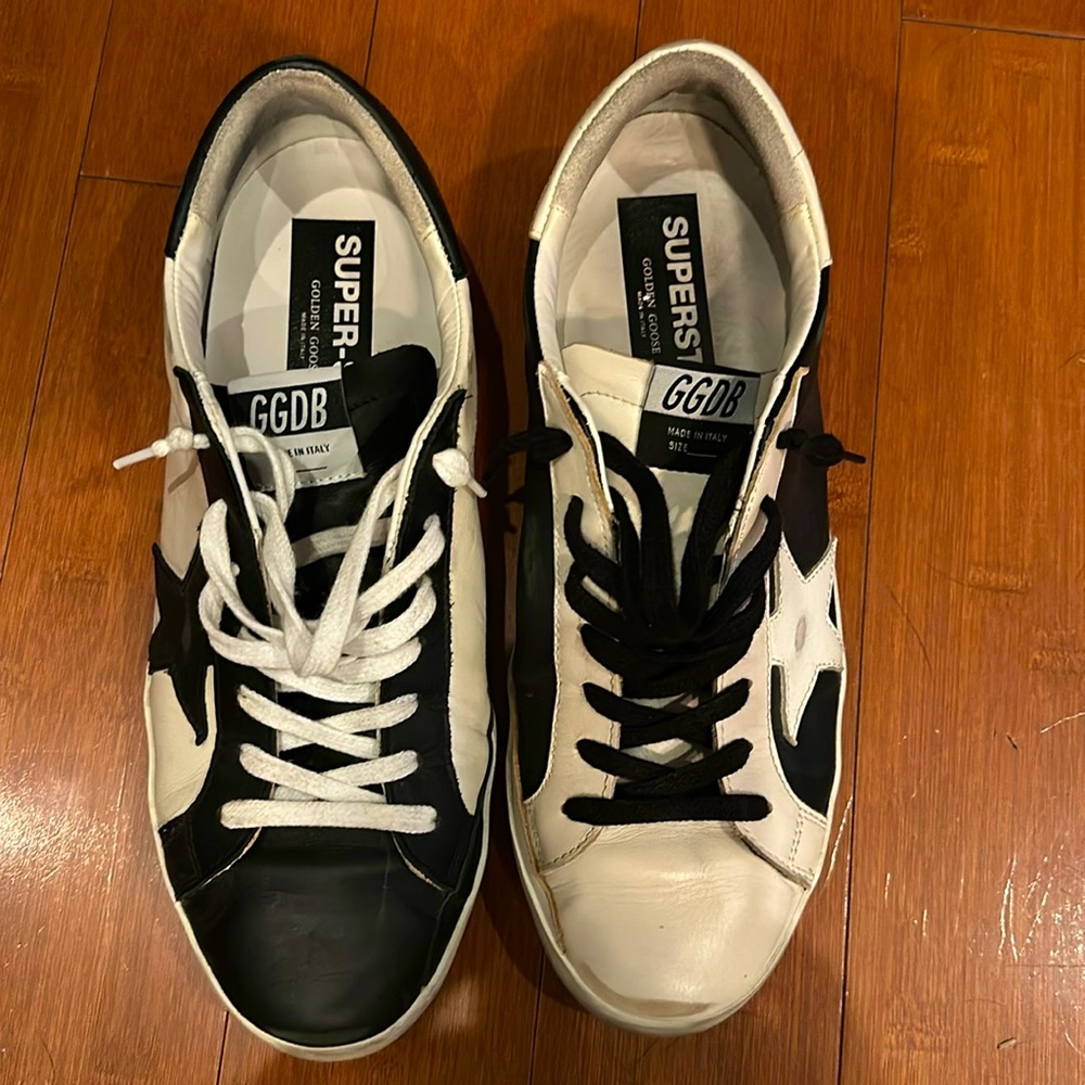 Golden Goose Men’s Super Star Sz 43 Black/White
Private Edition Super-Star